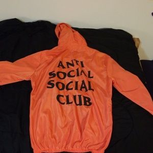 antisocial×paranoid wind breaker